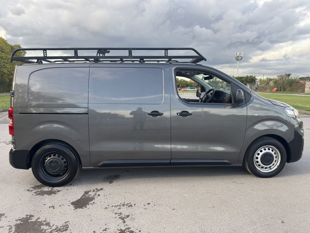 Used Citroen Dispatch 2020 for sale - 76303899: Photo 16