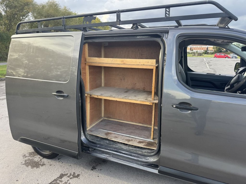 Used Citroen Dispatch 2020 for sale - 76303899: Photo 21