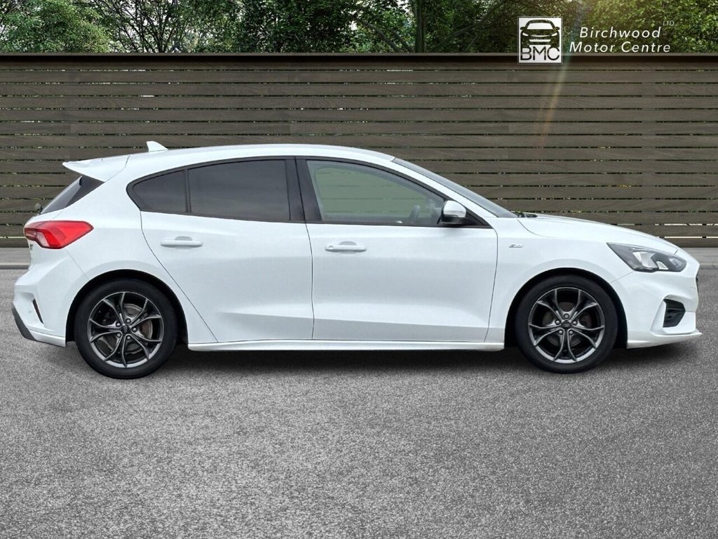 Used Ford Focus 2019 for sale - 77422478: Photo 2