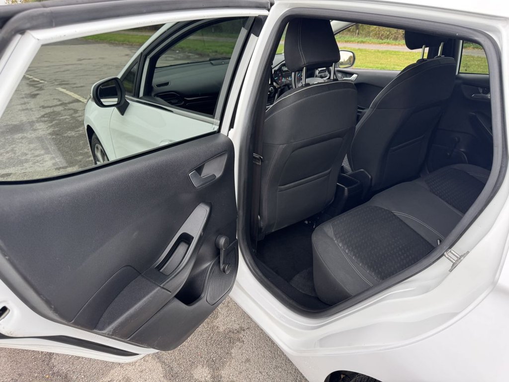 Used Ford Fiesta 2017 for sale - 76356676: Photo 28