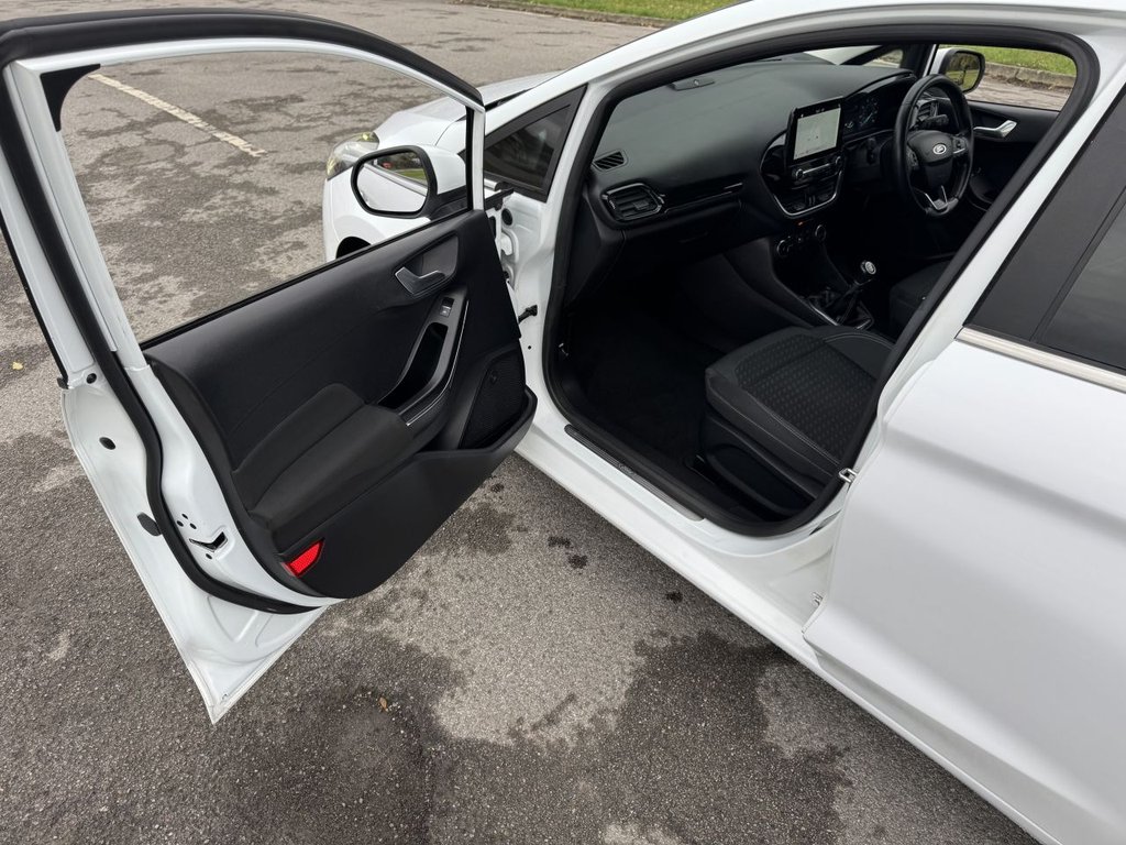 Used Ford Fiesta 2017 for sale - 76356676: Photo 32