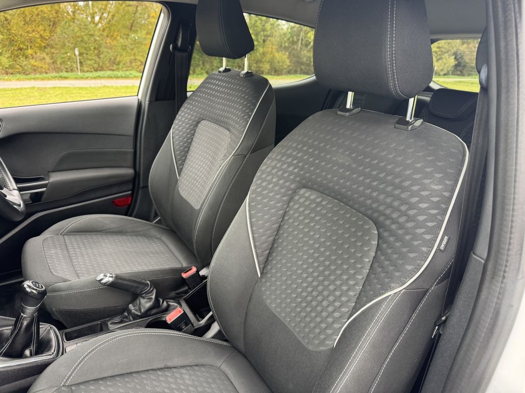 Used Ford Fiesta 2017 for sale - 76356676: Photo 35