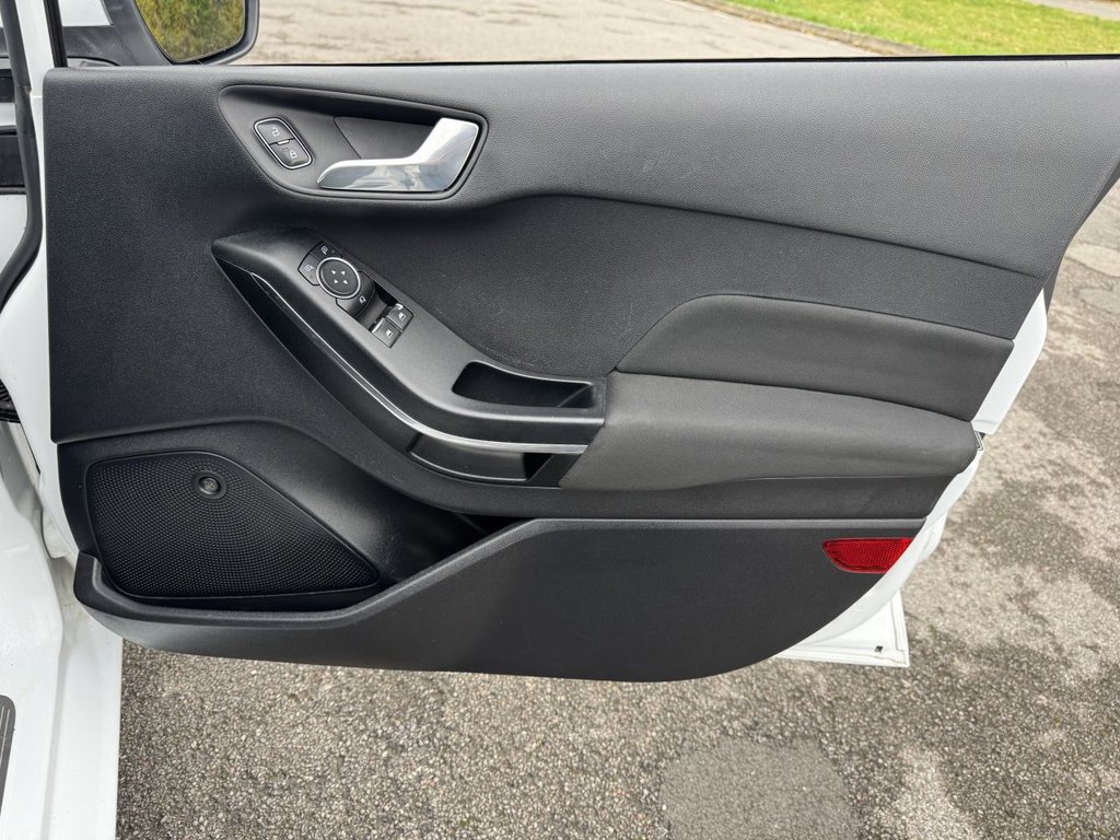 Used Ford Fiesta 2017 for sale - 76356676: Photo 43