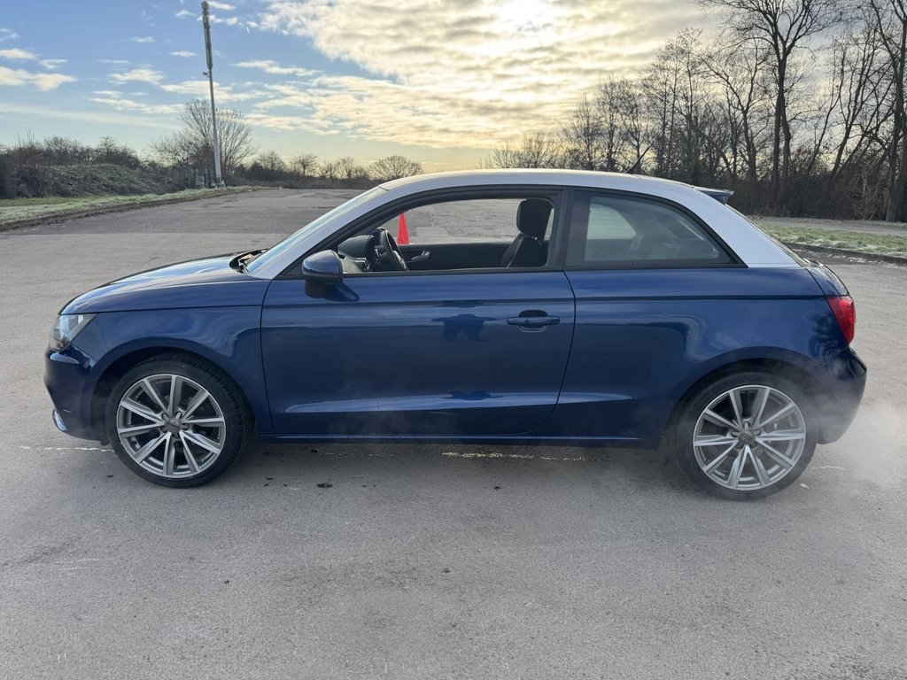 Used Audi A1 2011 for sale - 77121952: Photo 13