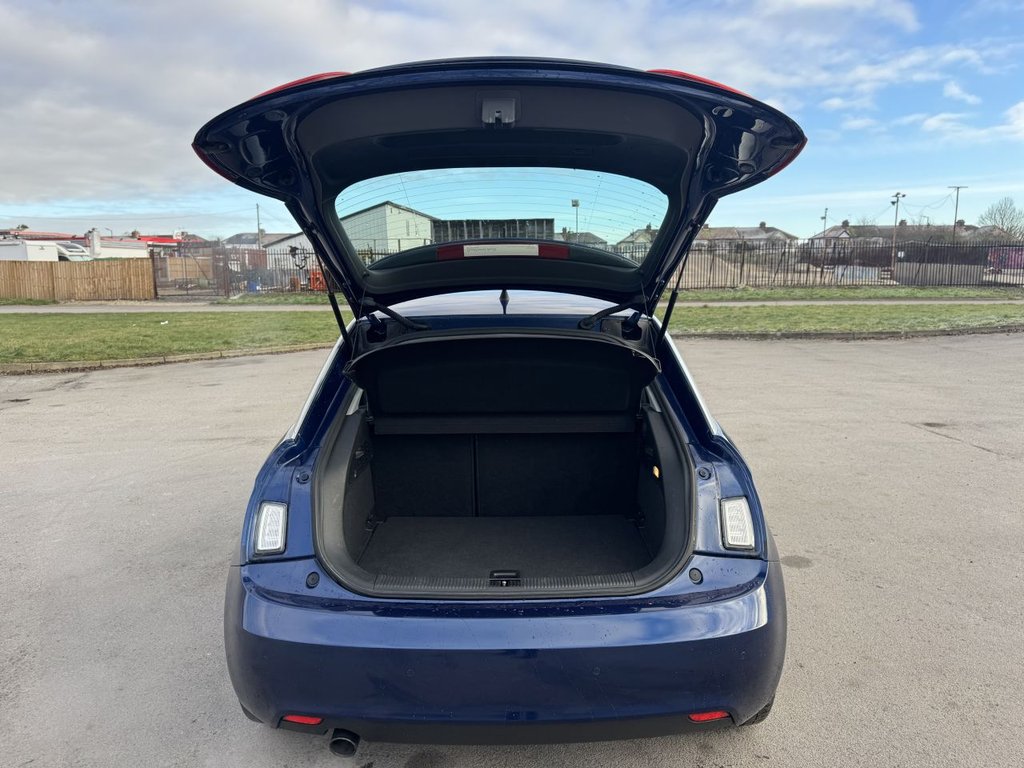 Used Audi A1 2011 for sale - 77121952: Photo 30