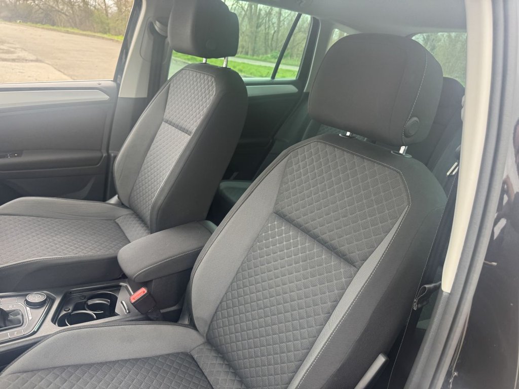 Used Volkswagen Tiguan 2018 for sale - 77200553: Photo 42