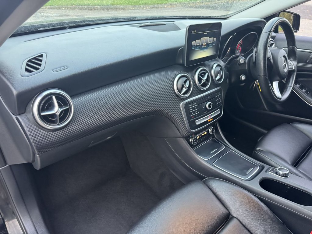 Used Mercedes-Benz A-Class 2017 for sale - 76389893: Photo 40