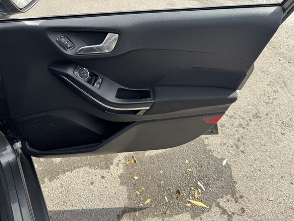 Used Ford Fiesta 2018 for sale - 75998544: Photo 44
