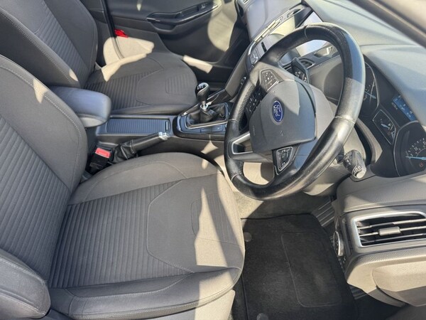 Used Ford Focus 2017 for sale - 76203452: Photo 21