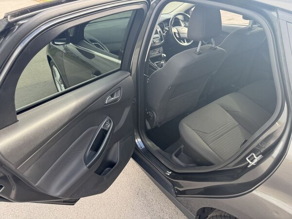 Used Ford Focus 2017 for sale - 76203452: Photo 34