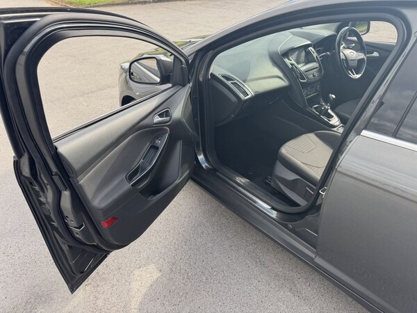 Used Ford Focus 2017 for sale - 76203452: Photo 39