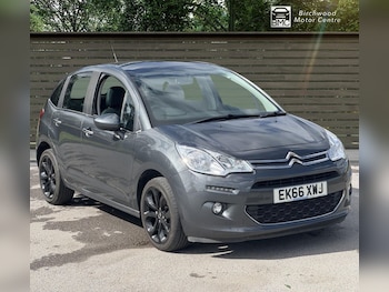 2016 (66) - 1.2 PureTech Platinum Hatchback 5dr Petrol Manual Euro 6 (82 ps)