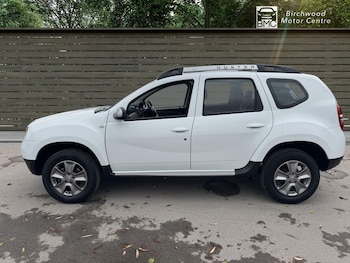 Used Dacia Duster 2017 for sale - 76345635: Photo