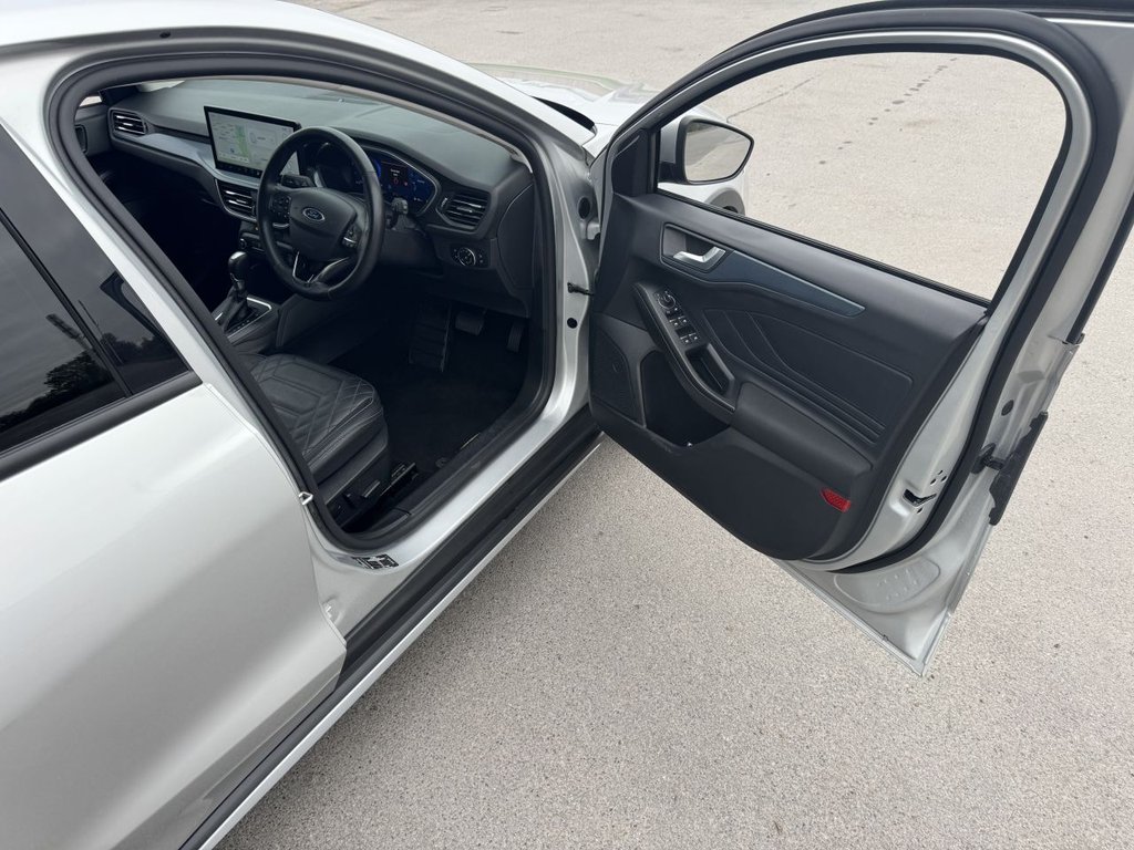 Used Ford Focus 2023 for sale - 76256254: Photo 17