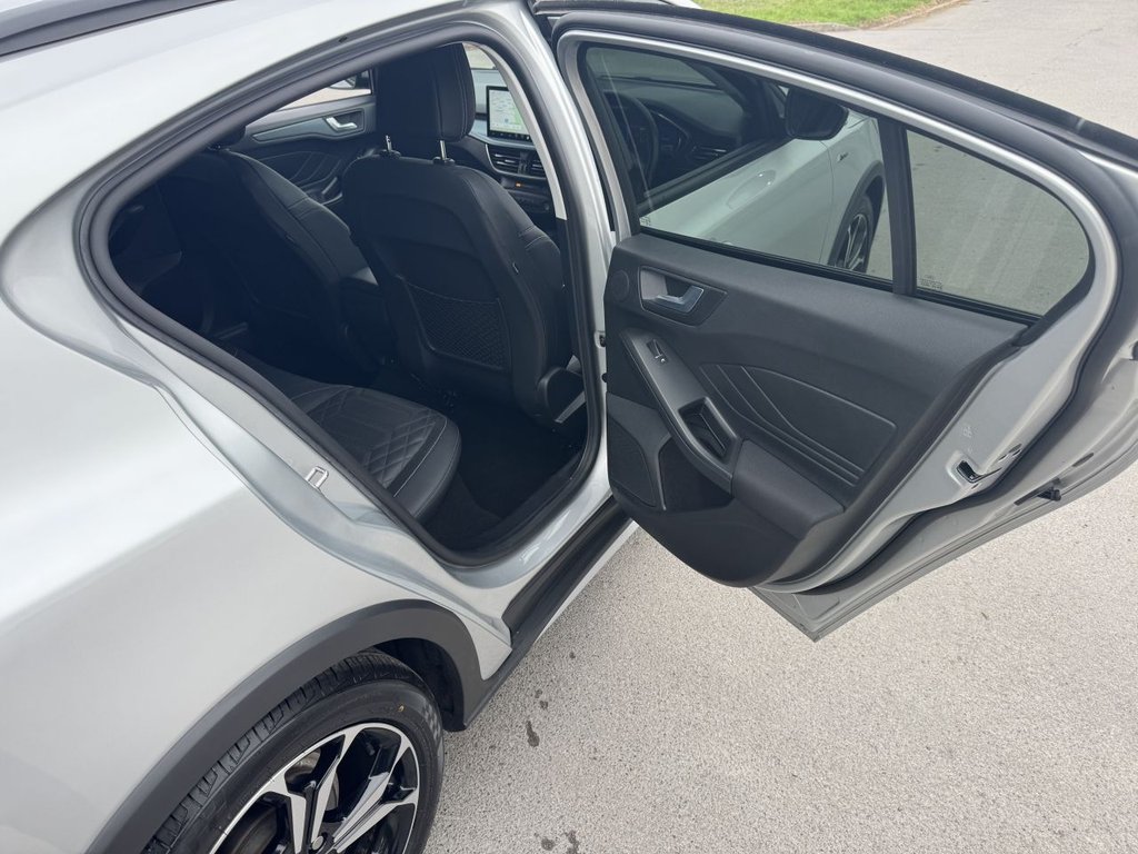 Used Ford Focus 2023 for sale - 76256254: Photo 21