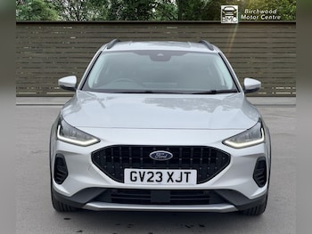 Used Ford Focus 2023 for sale - 76256254: Photo 2