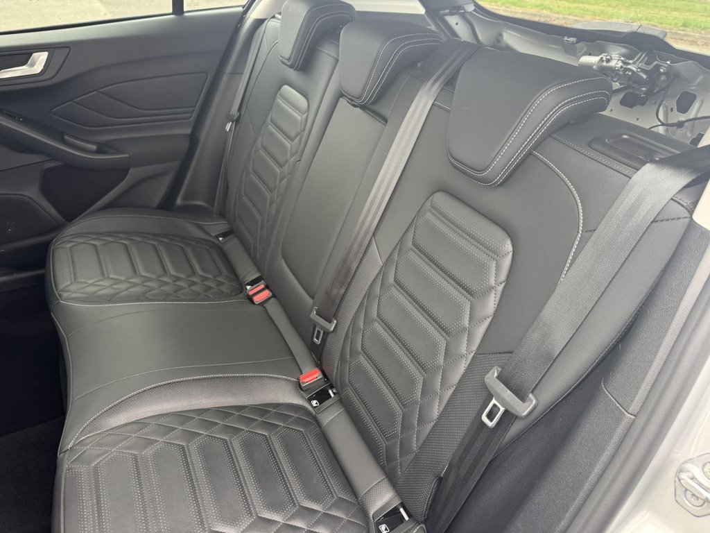 Used Ford Focus 2023 for sale - 76256254: Photo 31