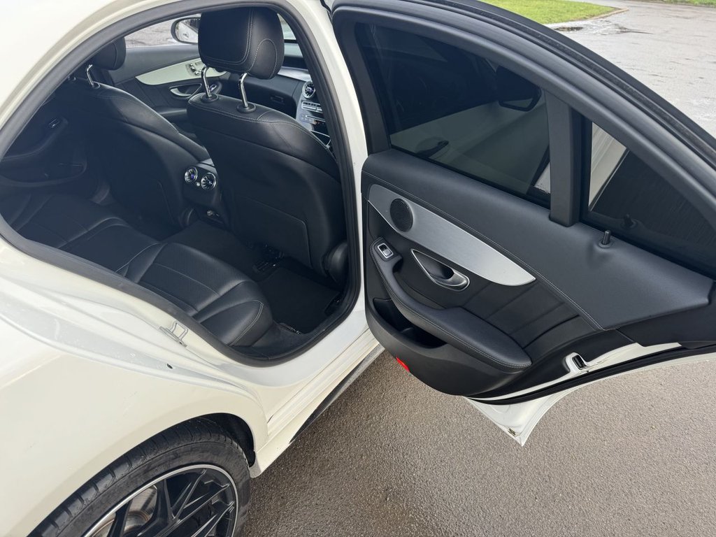 Used Mercedes-Benz C Class 2015 for sale - 77133777: Photo 24