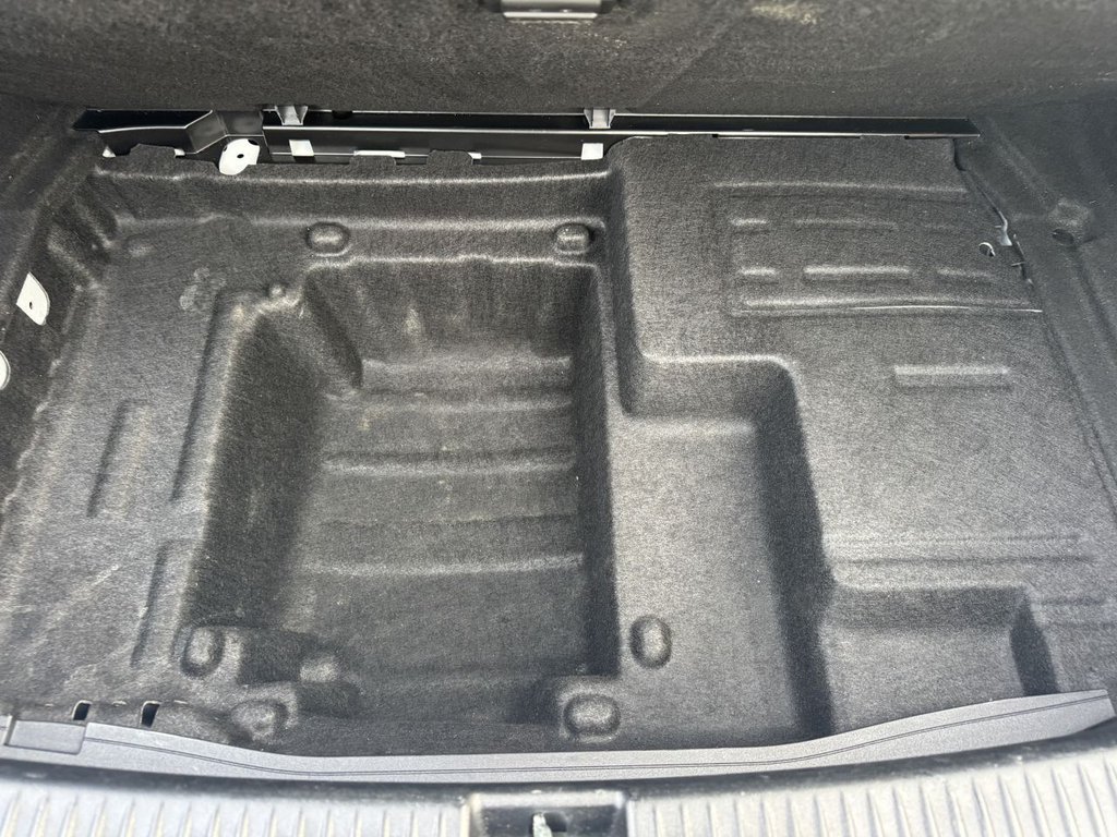 Used Mercedes-Benz C Class 2015 for sale - 77133777: Photo 31