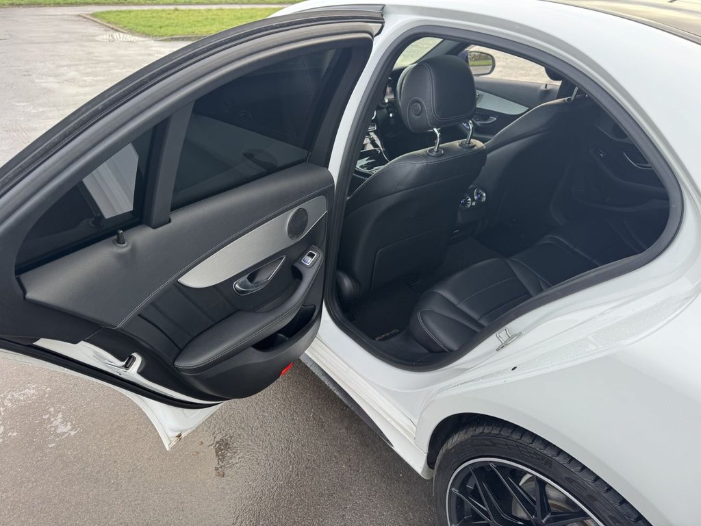 Used Mercedes-Benz C Class 2015 for sale - 77133777: Photo 34