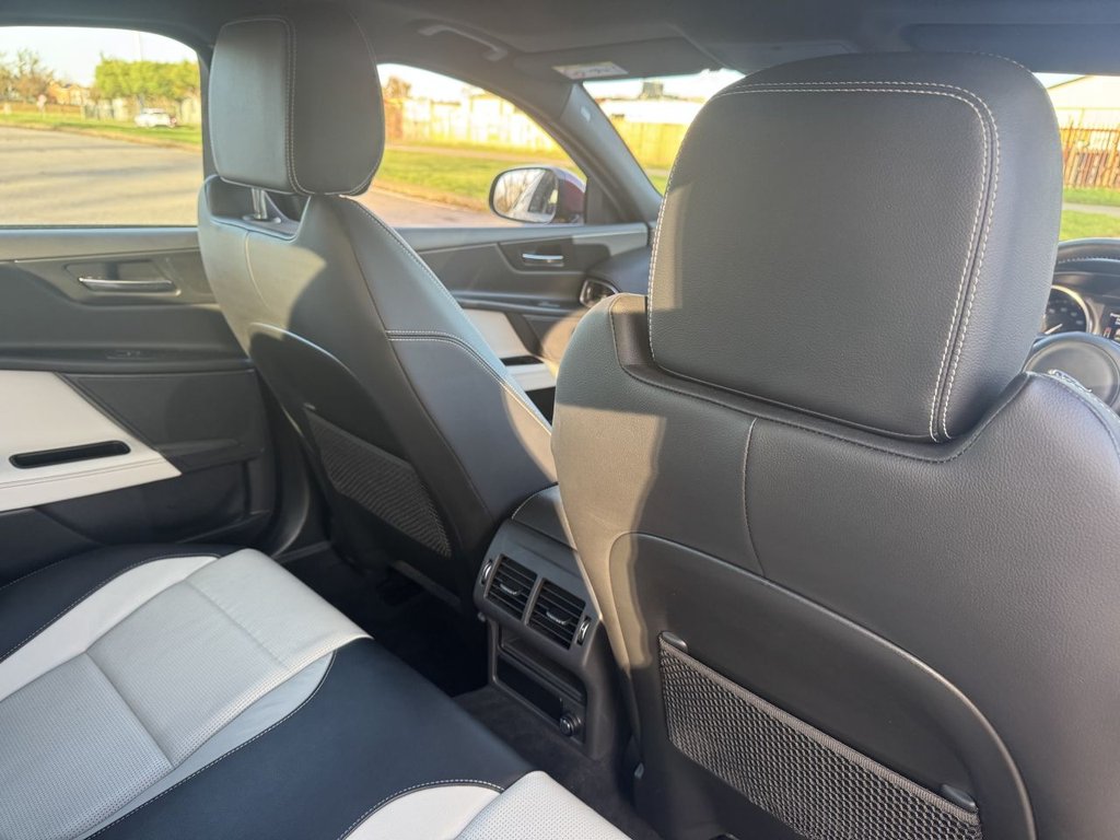 Used Jaguar XE 2016 for sale - 77065219: Photo 23