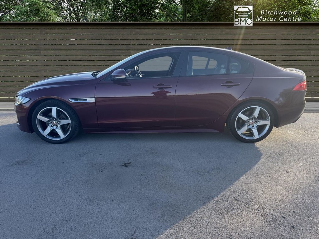 Used Jaguar XE 2016 for sale - 77065219: Photo 4