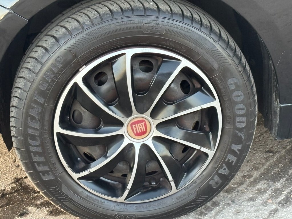 Used Fiat 500 2021 for sale - 76783849: Photo 9