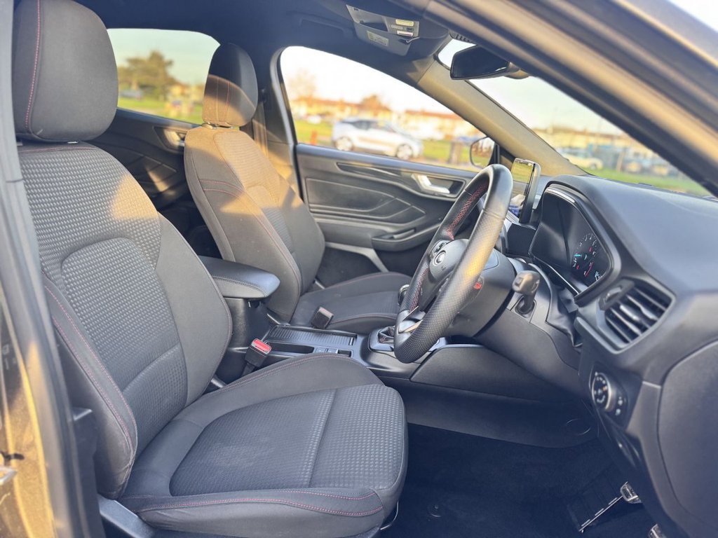 Used Ford Focus 2020 for sale - 77401350: Photo 13