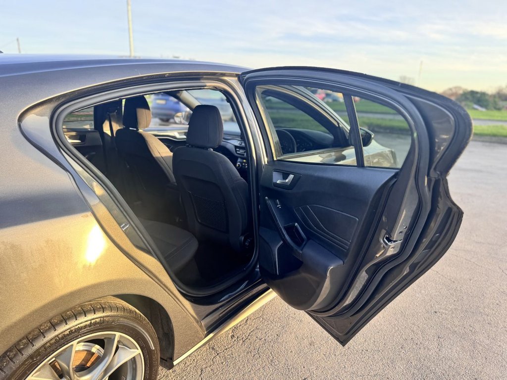 Used Ford Focus 2020 for sale - 77401350: Photo 20