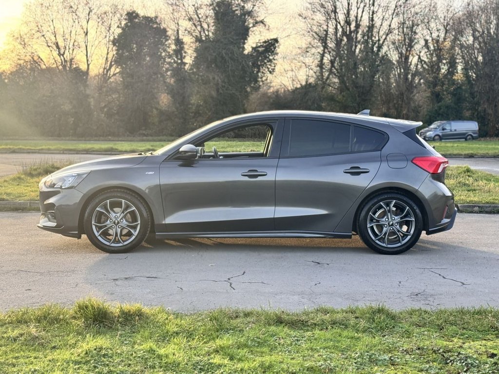 Used Ford Focus 2020 for sale - 77401350: Photo 4