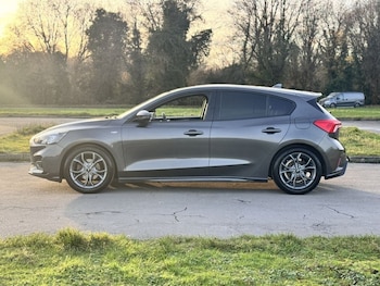 Used Ford Focus 2020 for sale - 77401350: Photo