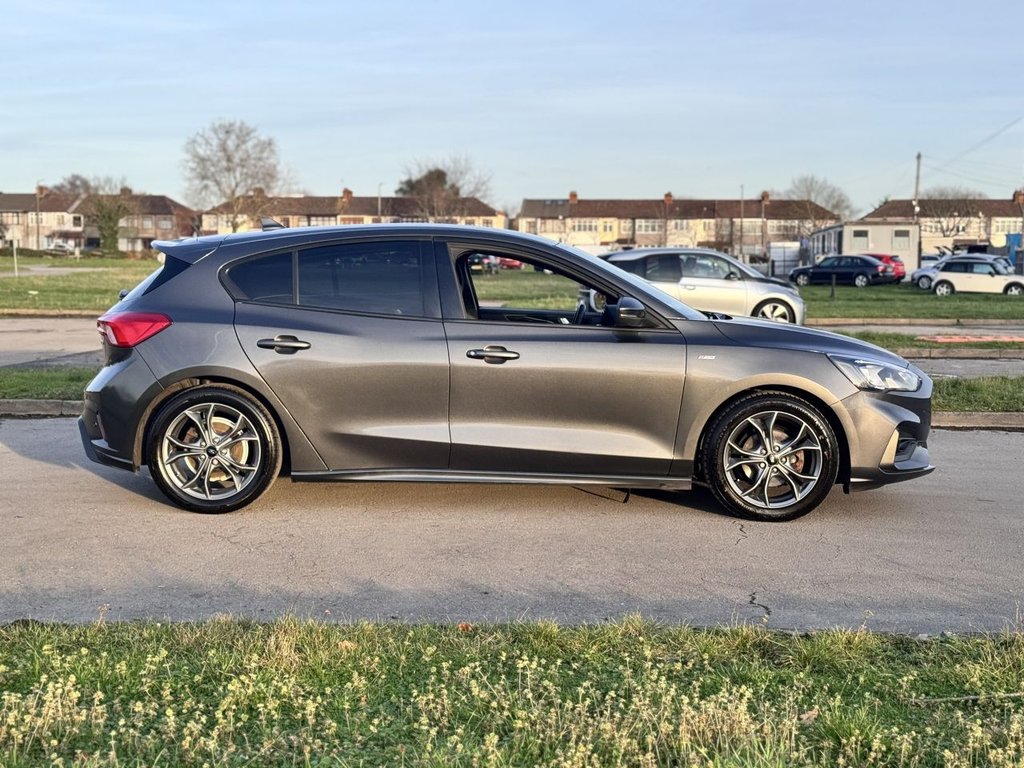 Used Ford Focus 2020 for sale - 77401350: Photo 8