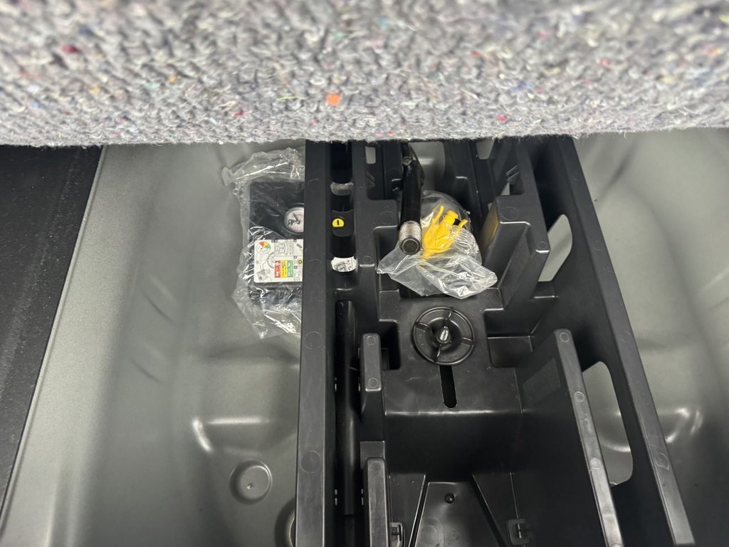 Used Renault Captur 2018 for sale - 76717183: Photo 32