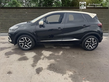 Used Renault Captur 2018 for sale - 76717183: Photo
