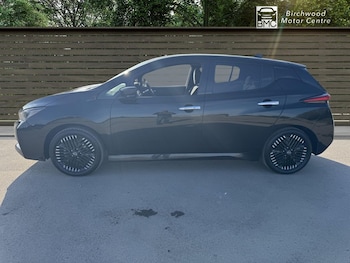 Used Nissan Leaf 2022 for sale - 77627438: Photo