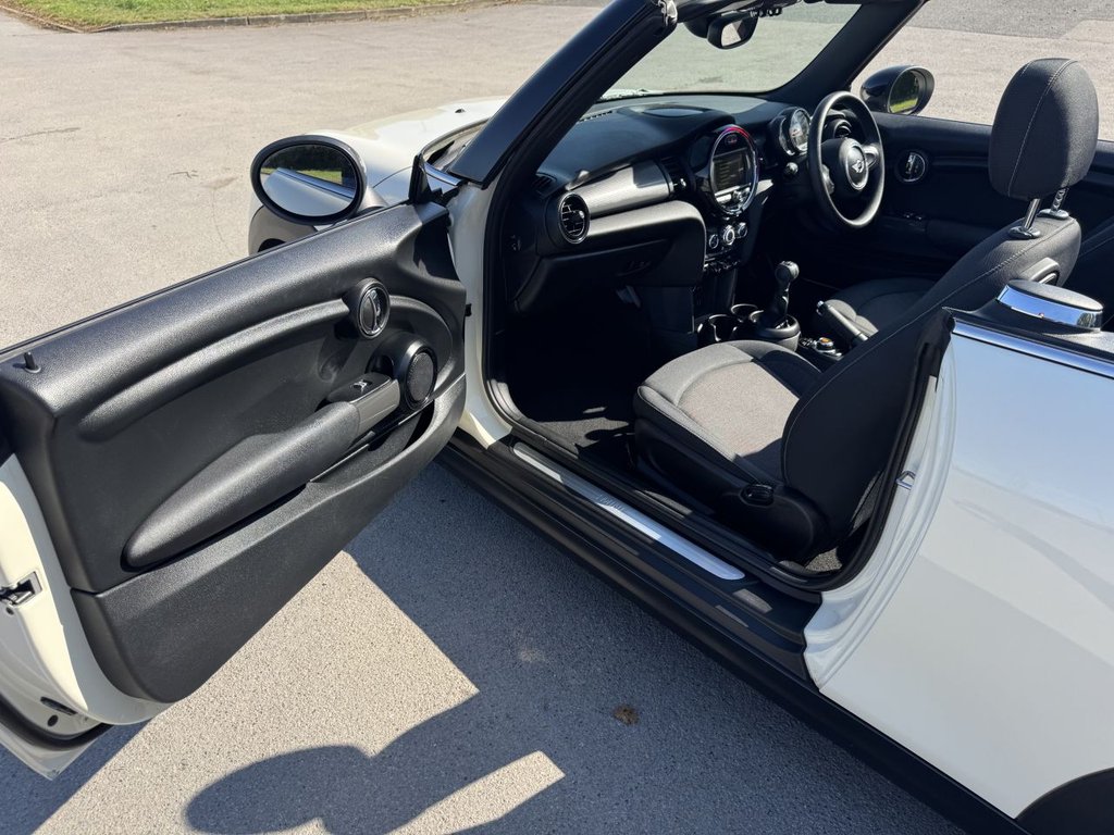 Used MINI Convertible 2016 for sale - 75937464: Photo 33