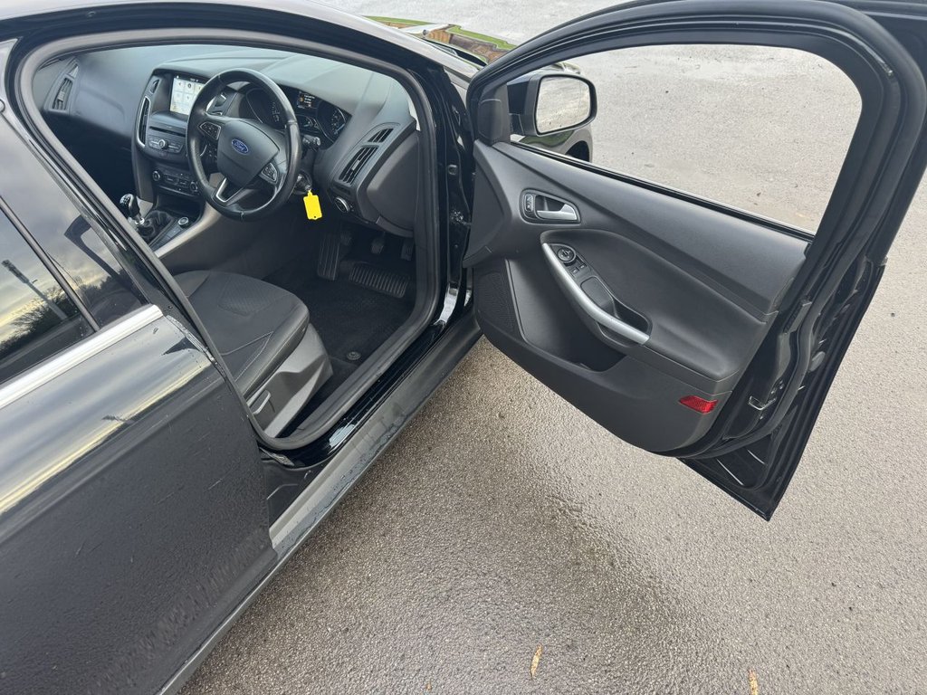 Used Ford Focus 2017 for sale - 76459283: Photo 17