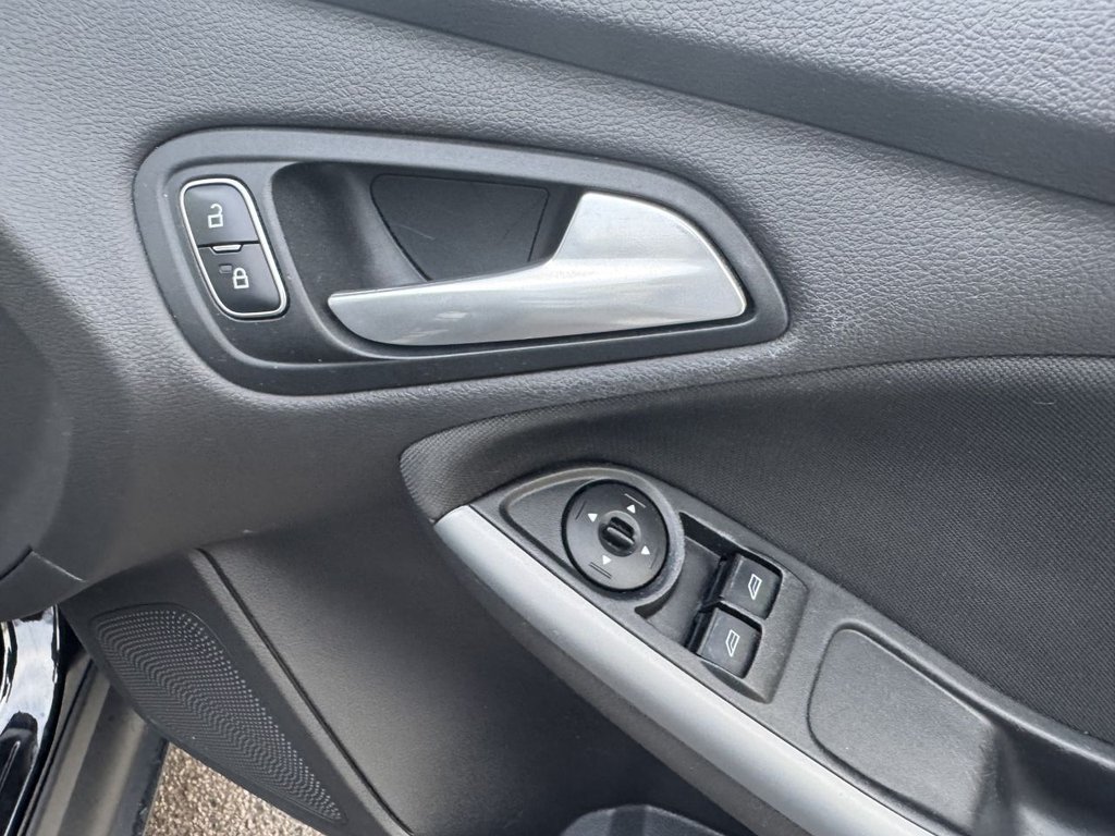 Used Ford Focus 2017 for sale - 76459283: Photo 45