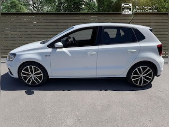 Used Volkswagen Polo 2016 for sale - 75128584: Photo