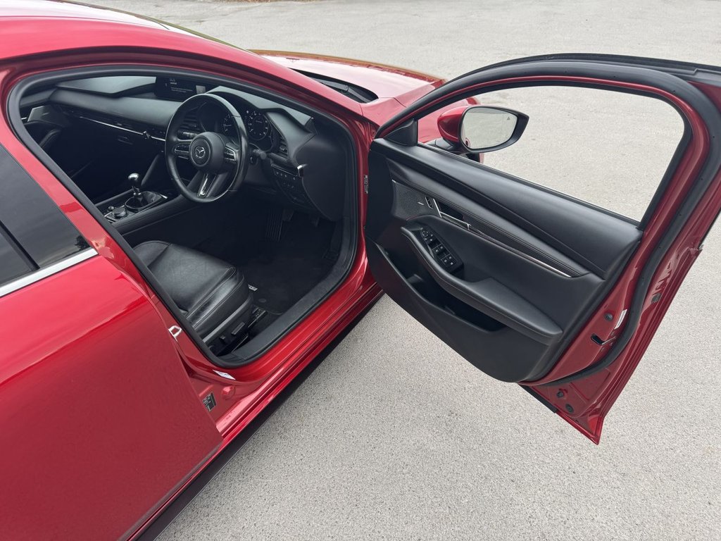 Used Mazda Mazda3 2020 for sale - 76056976: Photo 17