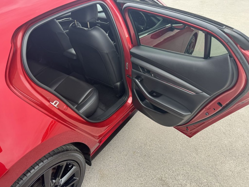 Used Mazda Mazda3 2020 for sale - 76056976: Photo 21