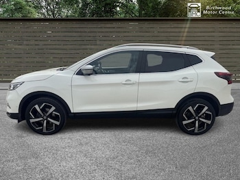 Used Nissan Qashqai 2018 for sale - 77891084: Photo