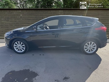 Used Ford Focus 2017 for sale - 76297122: Photo