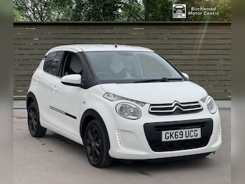 2019 (69) - 1.0 VTi Urban Ride Hatchback 5dr Petrol Manual Euro 6 (s/s) (72 ps)