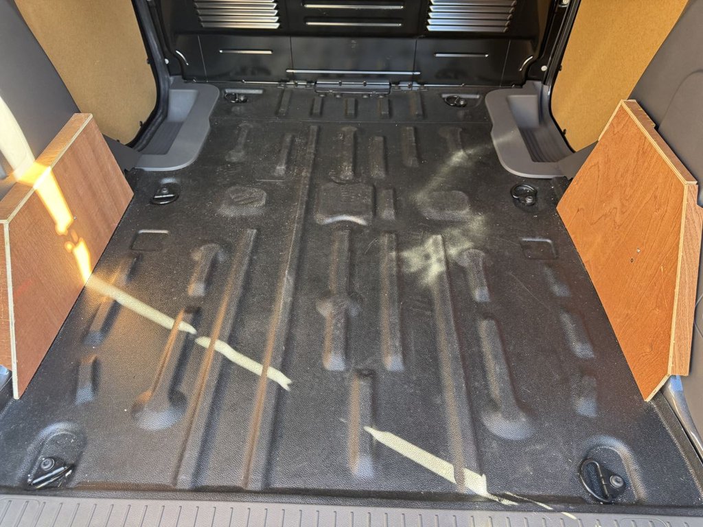 Used Ford Transit Connect 2020 for sale - 76304175: Photo 24