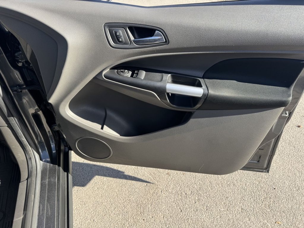 Used Ford Transit Connect 2020 for sale - 76304175: Photo 40