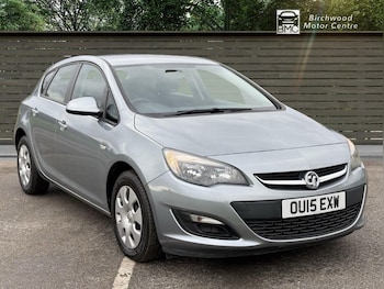 2015 (15) - 1.3l 5d 95 BHP 5-Door