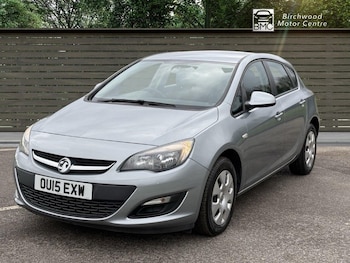 Used Vauxhall Astra 2015 for sale - 75544402: Photo