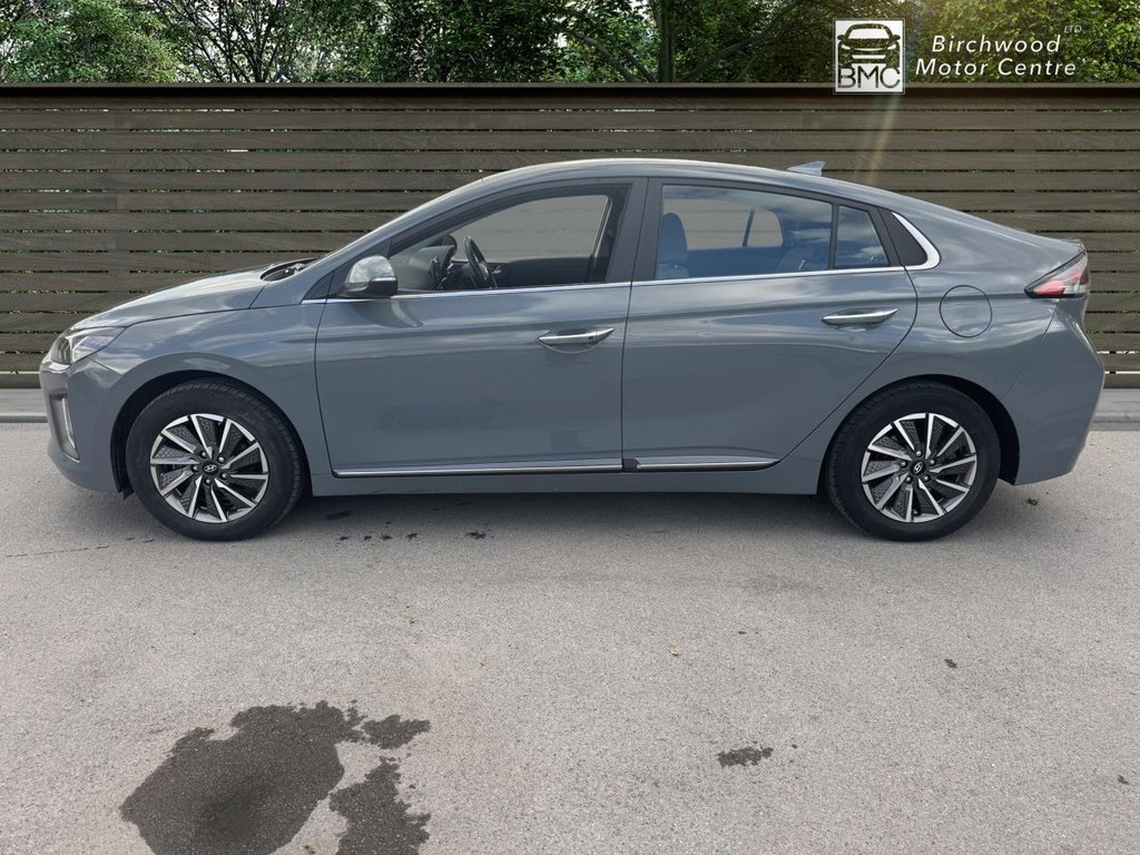 Used Hyundai IONIQ 2021 for sale - 76304105: Photo 4