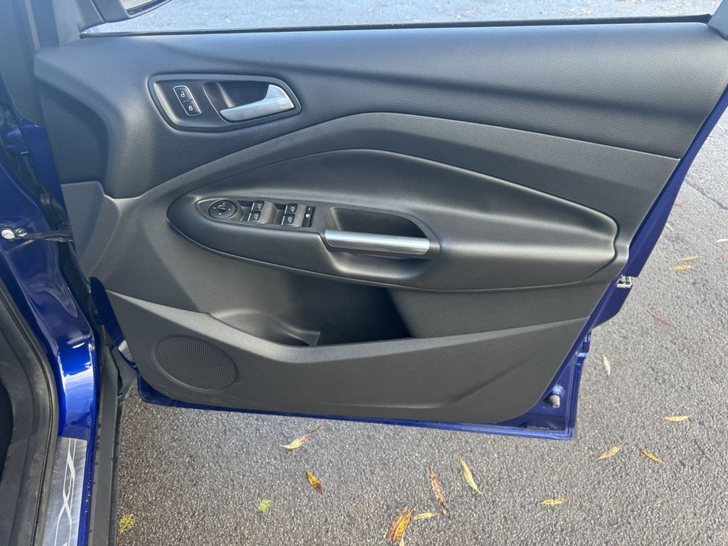 Used Ford Kuga 2015 for sale - 76527144: Photo 44